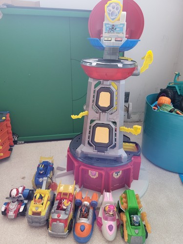 Paw patrol tower - paw, and